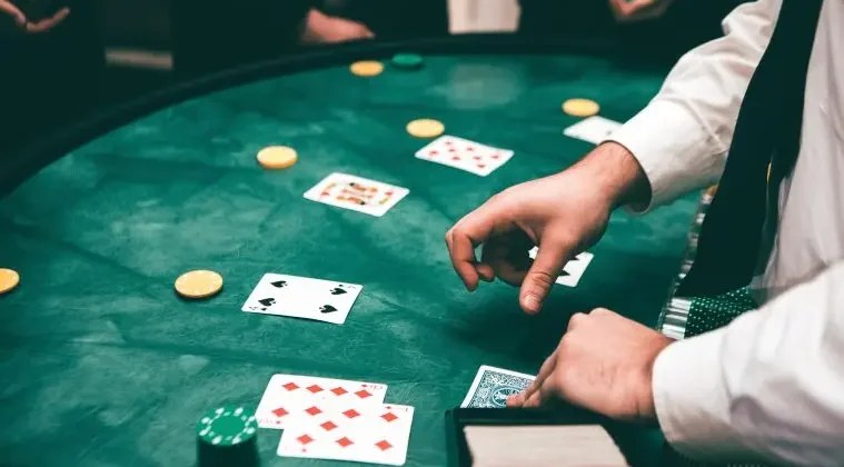 Poker and Ethics: Navigating Fair Play, Cheating, and Integrity at the Table